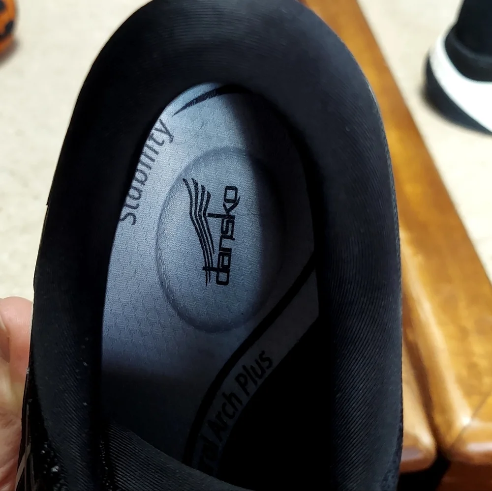 Dansko Woman's Pace Black Size 38